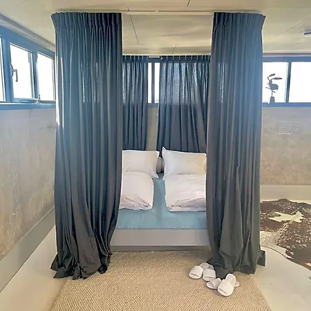 Bed & Breakfast De Silotoren 3*